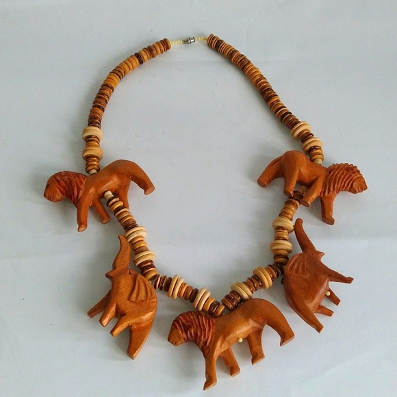 Vintage African Tribal Animal Safari Folk Art Long Necklace Carved Wood - Picture 1 of 7